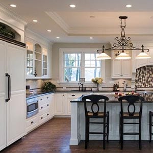 A Traditional home decor style kitchen.