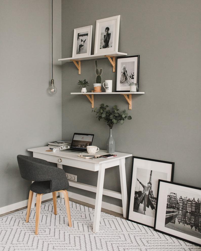 Want to create a minimalist home office like this one by BelkinHome? Check out this shopping guide on Of Houses and Trees - featuring eco-conscious home office decor items from Etsy.