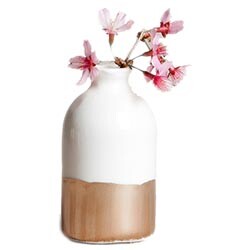 Think eco-friendly decor only works in bohemian or rustic-styled rooms? Think again! This handmade vase from Etsy is perfect for sustainable glam living space.